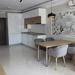 Vemara Boutique Hotel-free Parking 3* Варна