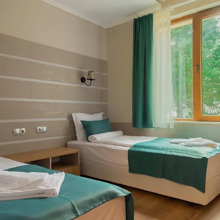 Vemara Boutique Hotel-free Parking Хотел Варна