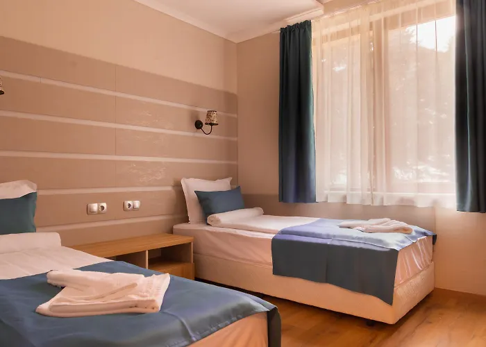 Vemara Boutique Hotel-free Parking Хотел Варна