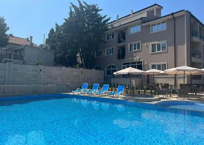 Vemara Boutique Hotel-free Parking Várna