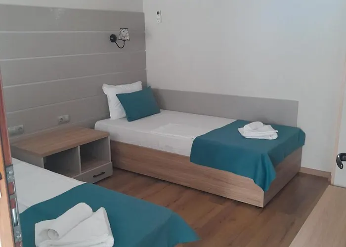 Хотел Vemara Boutique Hotel-free Parking