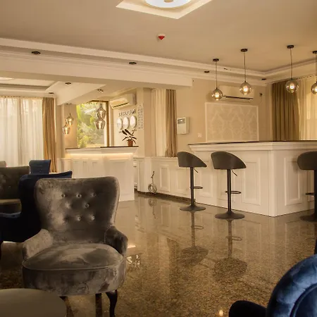 Vemara Boutique Hotel-free Parking 3* 바르나