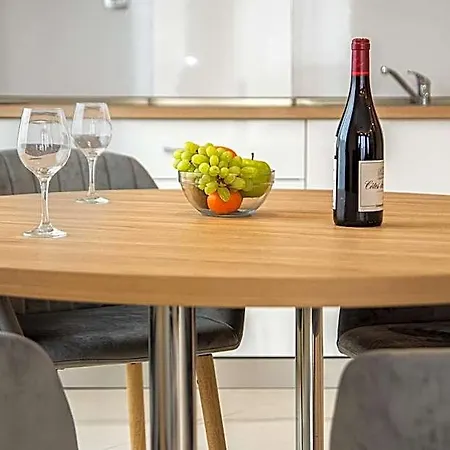 Vemara Boutique Hotel-free Parking Hotel